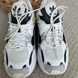 Adidas Originals Astir Dad Sneakers